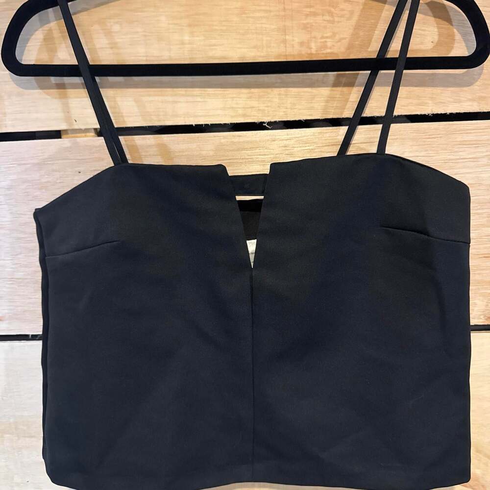 H&M Women's Black Crop-top